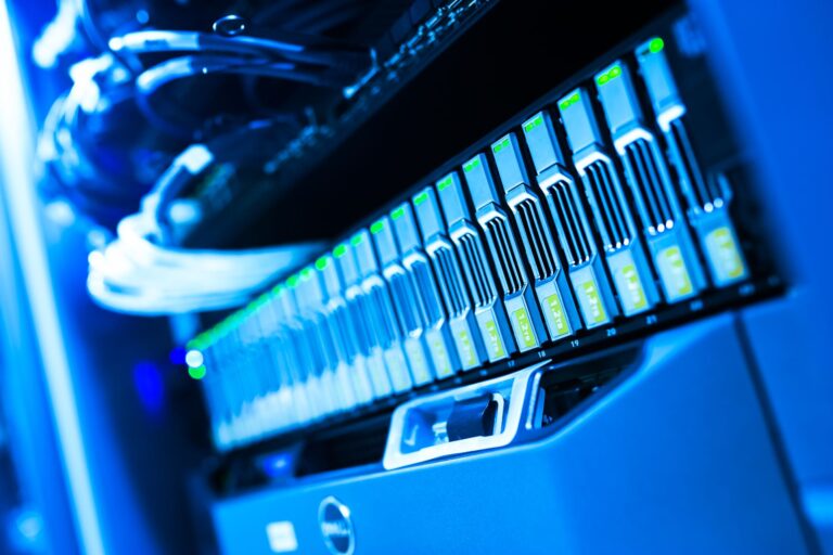 Compact network infrastructure supporting hyperconverged IT for SMEs